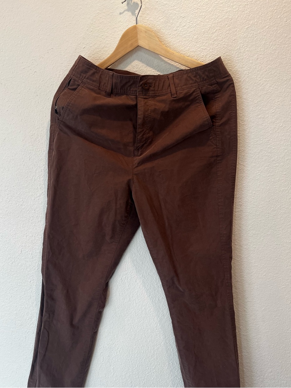 Eddie Bauer Brown Men's Chino Pants‎